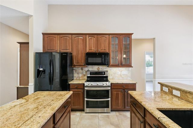 5700 CLIMBING ROSE WAY, Sanford, FL 32771