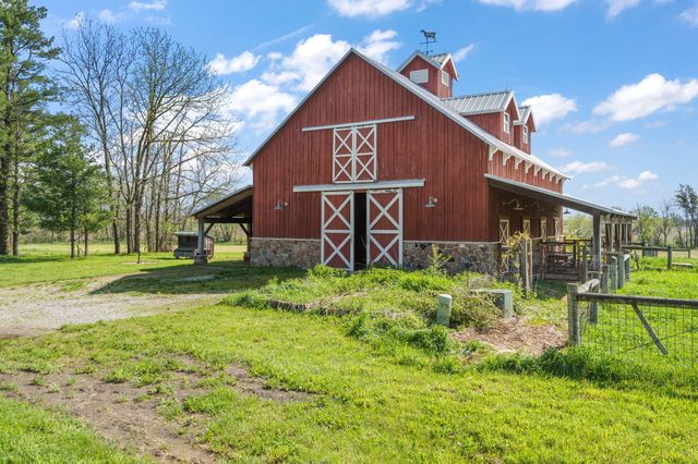185 S State Road 2, Valparaiso, IN 46385