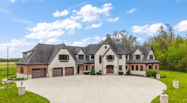 185 S State Road 2, Valparaiso, IN 46385