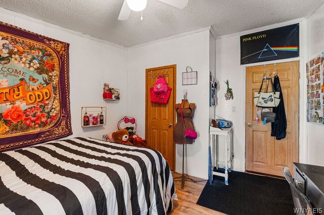 1407 Breeze Way East, Newfane, NY 14108