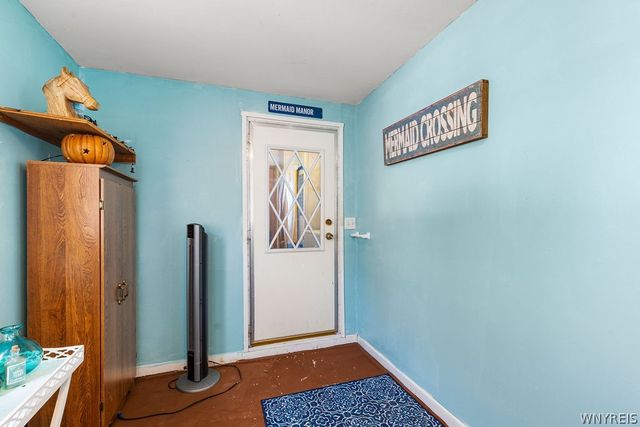 1407 Breeze Way East, Newfane, NY 14108