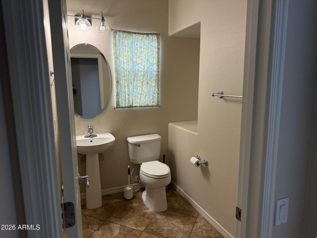 3975 E Melinda Drive, Phoenix, AZ 85050