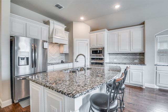 734 Staghorn Street, Midlothian, TX 76065