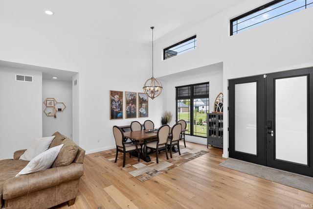 50824 Brownstone Drive, Granger, IN 46530