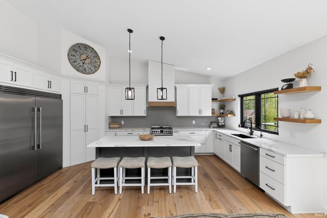 50824 Brownstone Drive, Granger, IN 46530