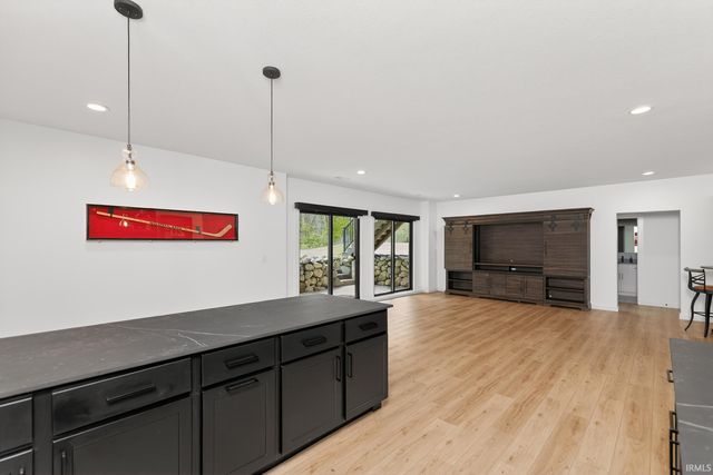 50824 Brownstone Drive, Granger, IN 46530