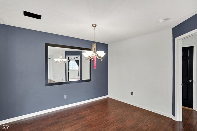 8418 Glenwillow Lane 103, Indianapolis, IN 46278