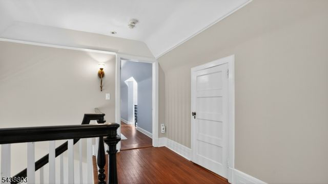 230 Satterthwaite Ave, Nutley Twp., NJ 07110