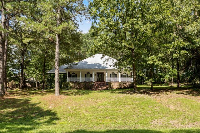 53 Winding Brook Dr., Sumrall, MS 39482