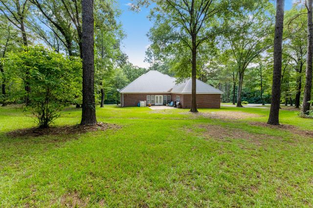 53 Winding Brook Dr., Sumrall, MS 39482