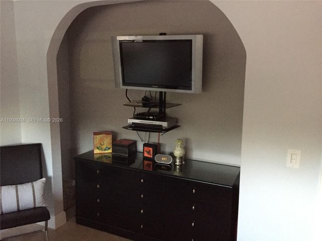 13253 SW 111 TE 3, Miami, FL 33186