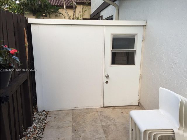 13253 SW 111 TE 3, Miami, FL 33186