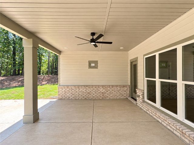 503 Chickasaw Drive, Westminster, SC 29693