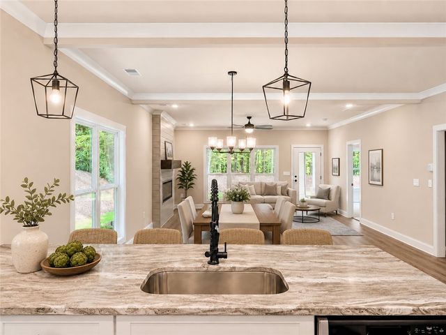 503 Chickasaw Drive, Westminster, SC 29693