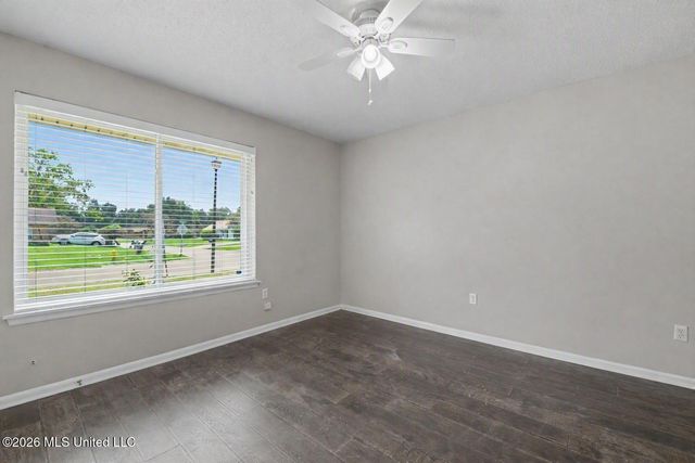 15290 N Parkwood Drive, Gulfport, MS 39503