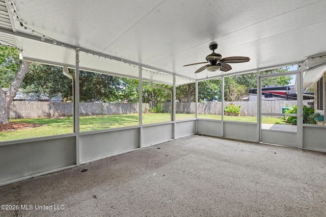 15290 N Parkwood Drive, Gulfport, MS 39503