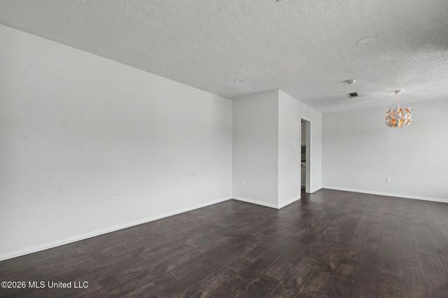 15290 N Parkwood Drive, Gulfport, MS 39503