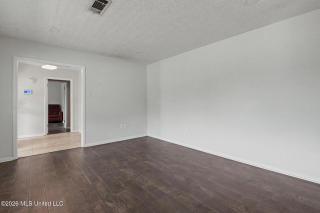 15290 N Parkwood Drive, Gulfport, MS 39503