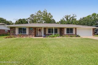 15290 N Parkwood Drive, Gulfport, MS 39503