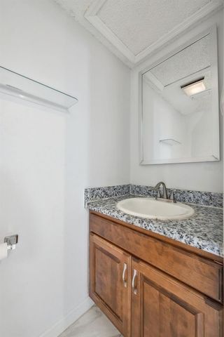 6924 WOODLAKE 104, Orlando, FL 32810