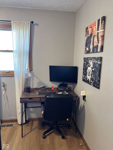 617 S Gregory Lane, Otterbein, IN 47970