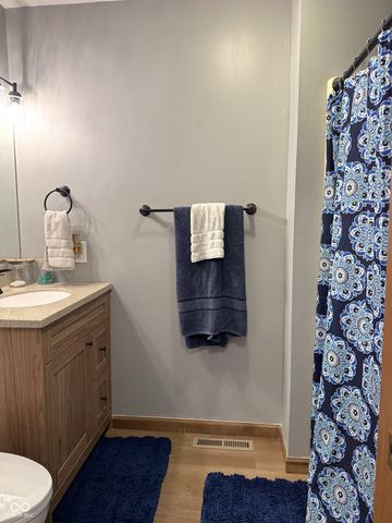 617 S Gregory Lane, Otterbein, IN 47970