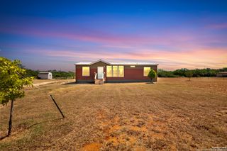 505 Lagunillas, Charlotte, TX 78011