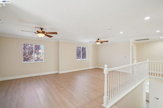 4902 Alterra Way, Sacramento, CA 95835