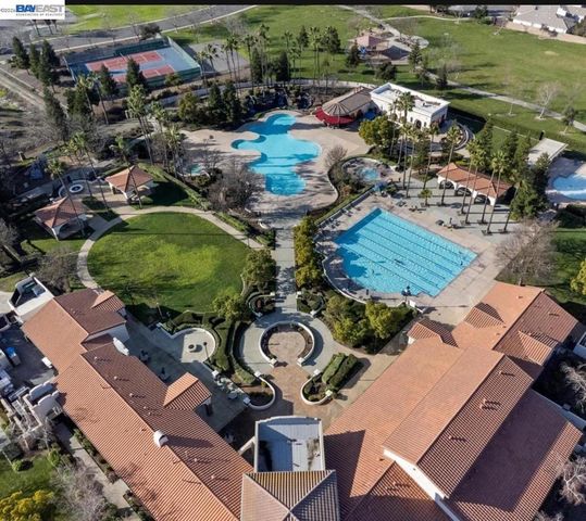 4902 Alterra Way, Sacramento, CA 95835
