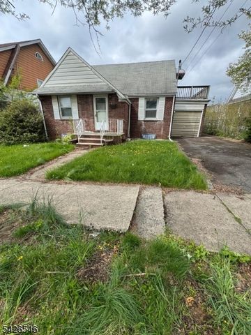257 Illinois Ave, Paterson City, NJ 07503