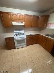 257 Illinois Ave, Paterson City, NJ 07503