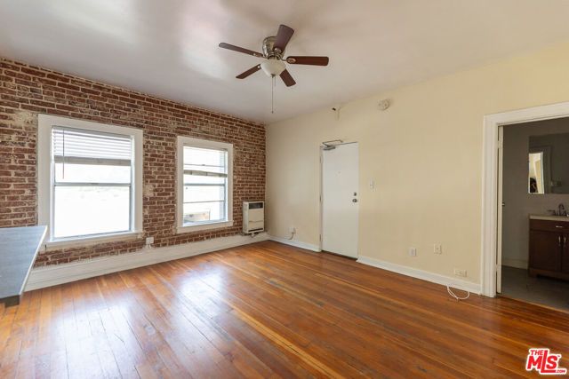 661 Shatto Place 201, Los Angeles, CA 90005
