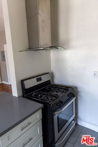 661 Shatto Place 201, Los Angeles, CA 90005