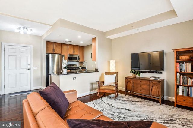 1111 Oronoco St Unit 340, Alexandria, VA 22314