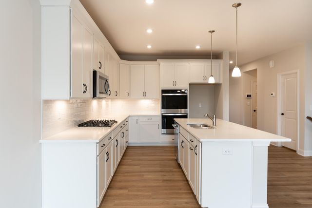 821 Amesbury Drive, Florence, KY 41042