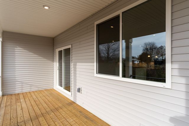 821 Amesbury Drive, Florence, KY 41042