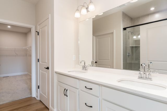 821 Amesbury Drive, Florence, KY 41042