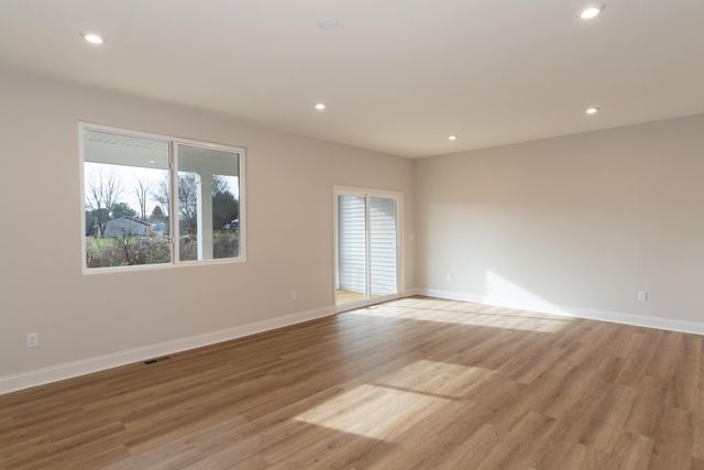 821 Amesbury Drive, Florence, KY 41042