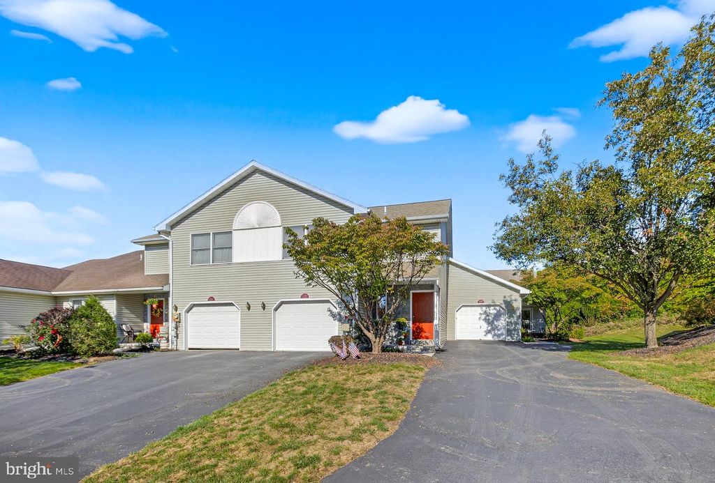 1350 SUGAR MAPLE CT, New Cumberland, PA 17070