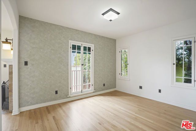 1811 Effie Street, Los Angeles, CA 90026