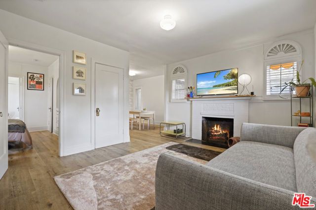 1811 Effie Street, Los Angeles, CA 90026