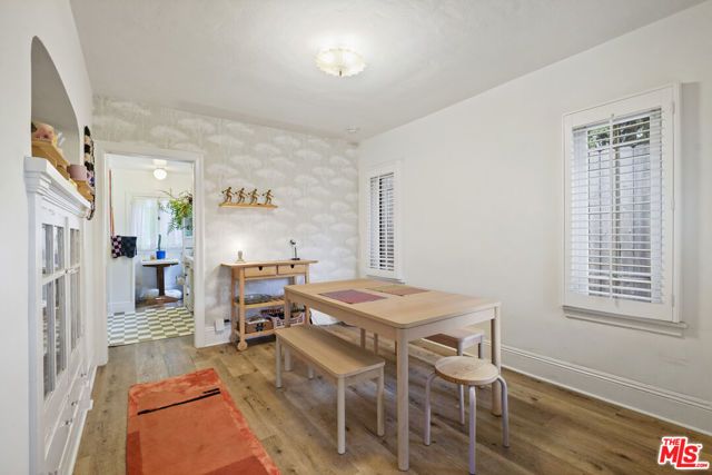 1811 Effie Street, Los Angeles, CA 90026