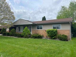 24099 Pingree Avenue, Warren, MI 48089