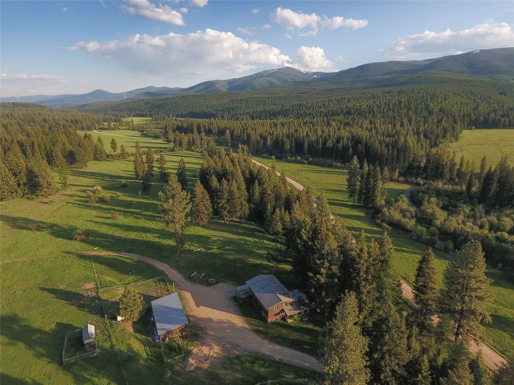 31200 Ninemile Road, Huson, MT 59846