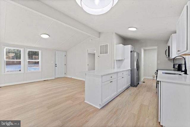 71 WHITE PINE LN, Gordonsville, VA 22942