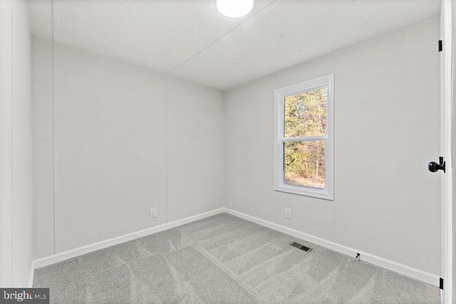 71 WHITE PINE LN, Gordonsville, VA 22942