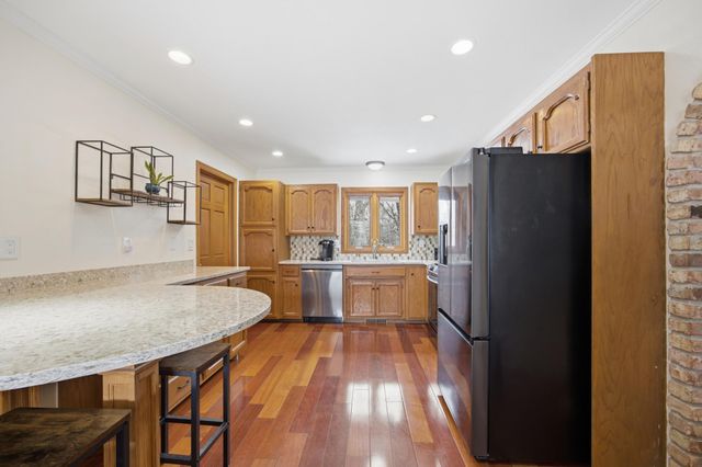 1355 Cossette Drive S, Fargo, ND 58104