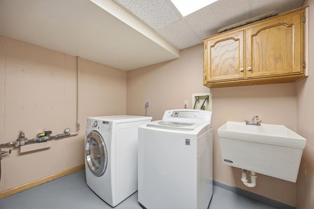 1355 Cossette Drive S, Fargo, ND 58104