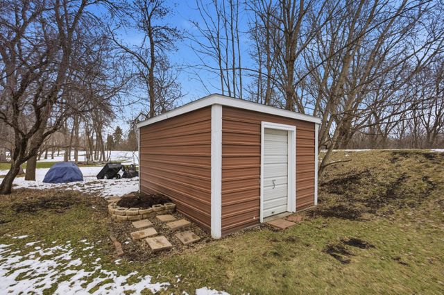 1355 Cossette Drive S, Fargo, ND 58104