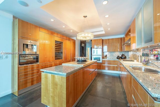 16051 Collins Avenue 1503, Sunny Isles Beach, FL 33160